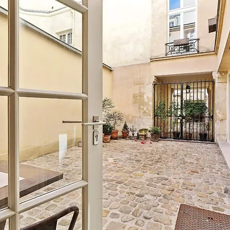 Bnbnova - Le Marais & Place Des Vosges Apartamento Paris